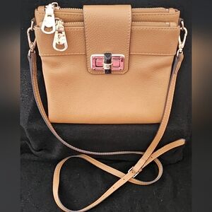 Stauer Tan/Light Brown Pebble Leather Crossbody Bag